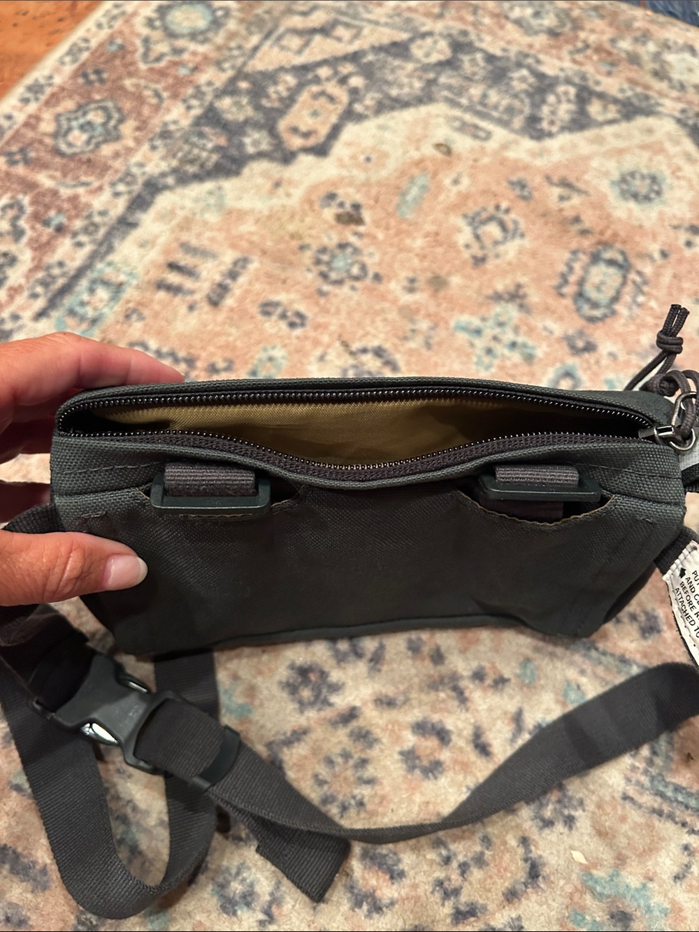 REI COOPERATIVE Green Men's Travel Dopp Kit - Picture 11 of 12